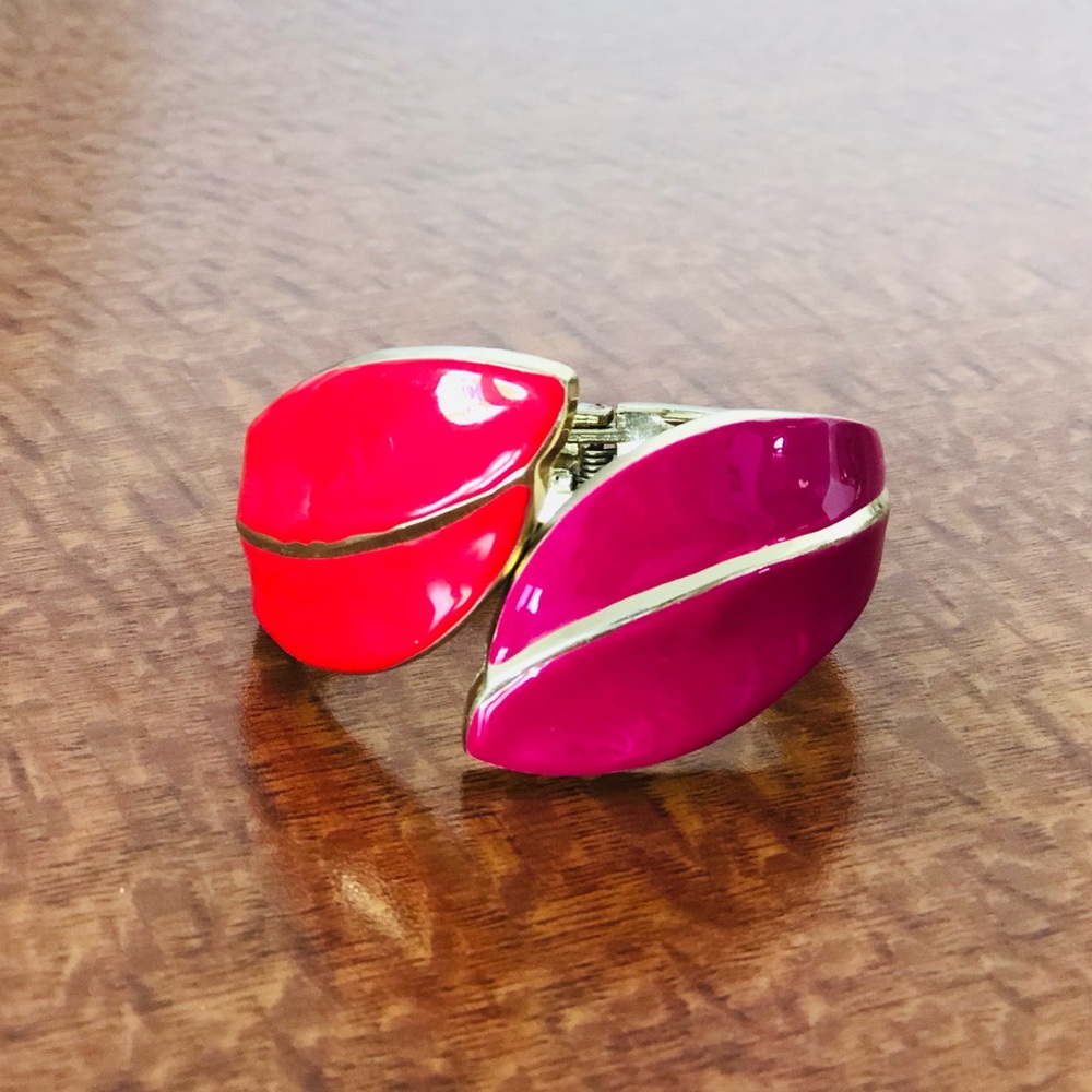 Chunky Shades of Rose Cuff